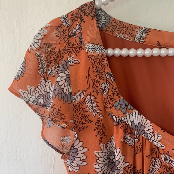 Madewell Sheer-Sleeve Button-Front Midi Dress in Gathered Blooms - Picture 10 of 14